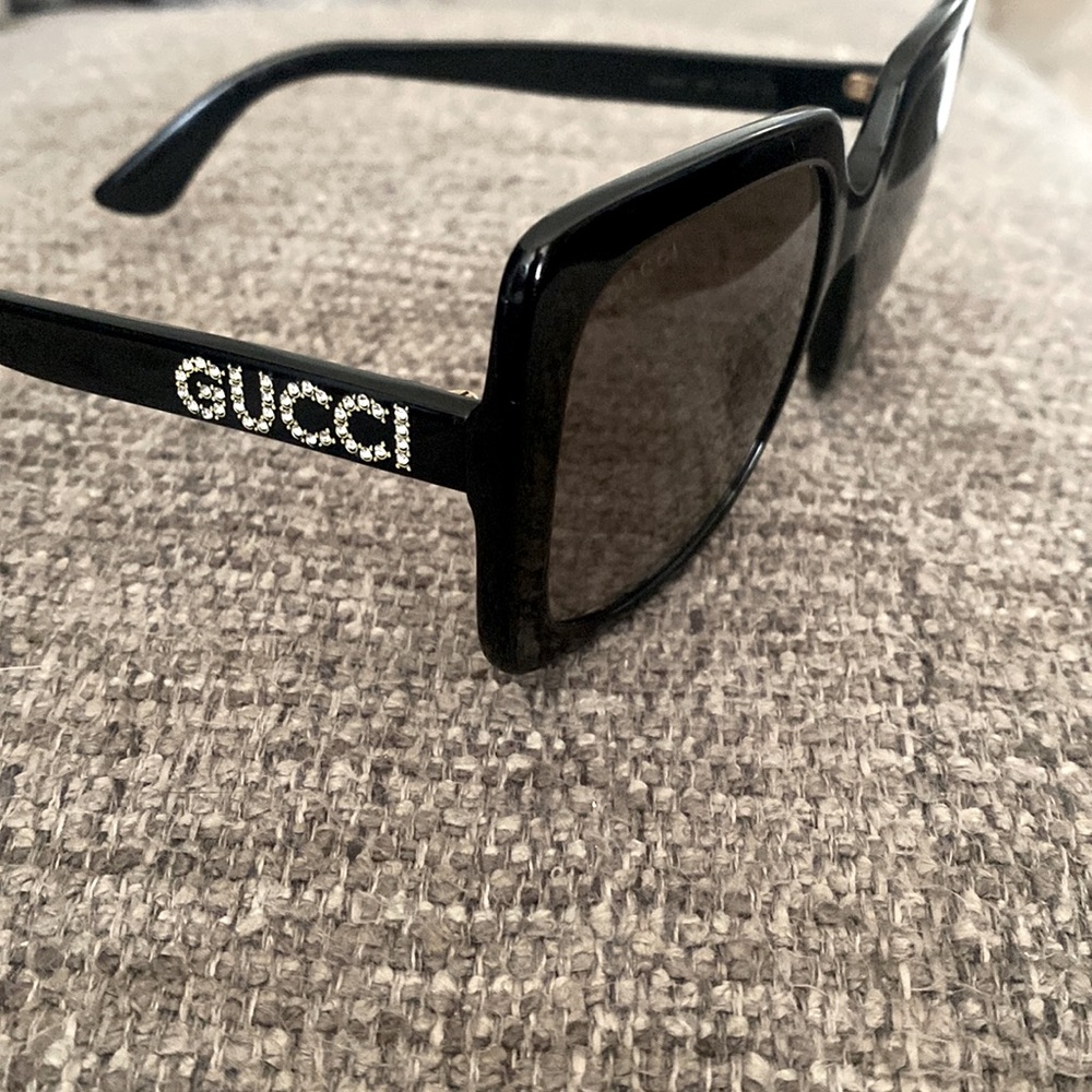Gucci sunglasses